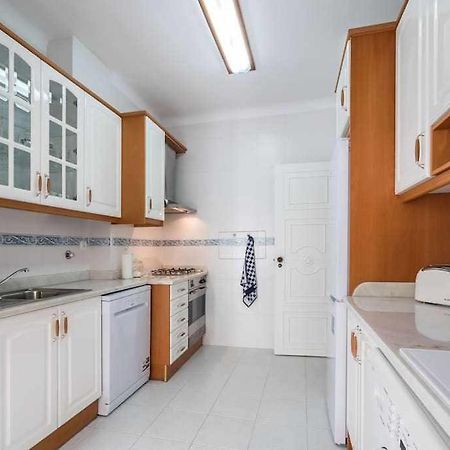 Apart Lisboa Confortavel 2 Quartos Com Terraco Odivelas  Exteriör bild