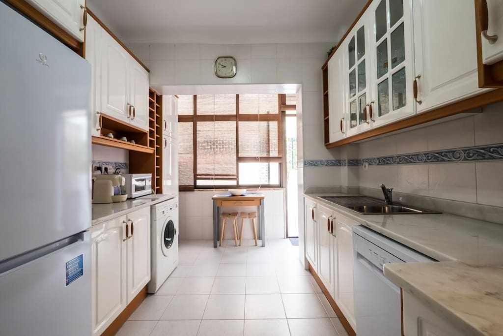 Apart Lisboa Confortavel 2 Quartos Com Terraco Odivelas  Exteriör bild