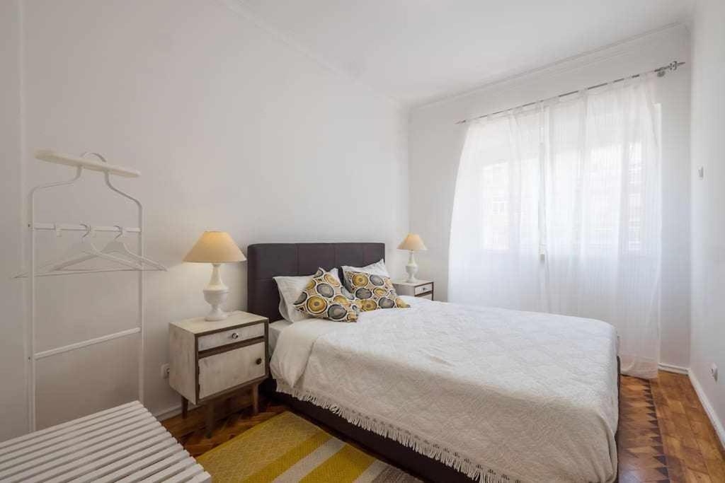 Apart Lisboa Confortavel 2 Quartos Com Terraco Odivelas  Exteriör bild